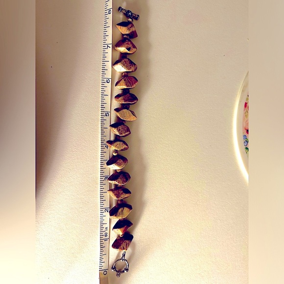 Bracelet Picture Jasper carved stone Handmade, 8” tan brown, silver toggle clasp - Picture 3 of 3